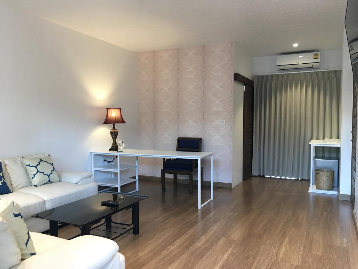 Phetcharat Grand Hotel Maesot Mae Sot Εξωτερικό φωτογραφία