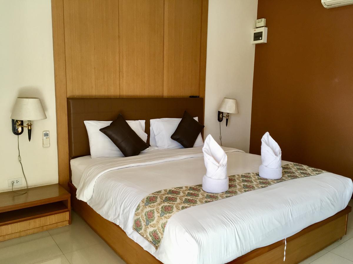 Phetcharat Grand Hotel Maesot Mae Sot Εξωτερικό φωτογραφία