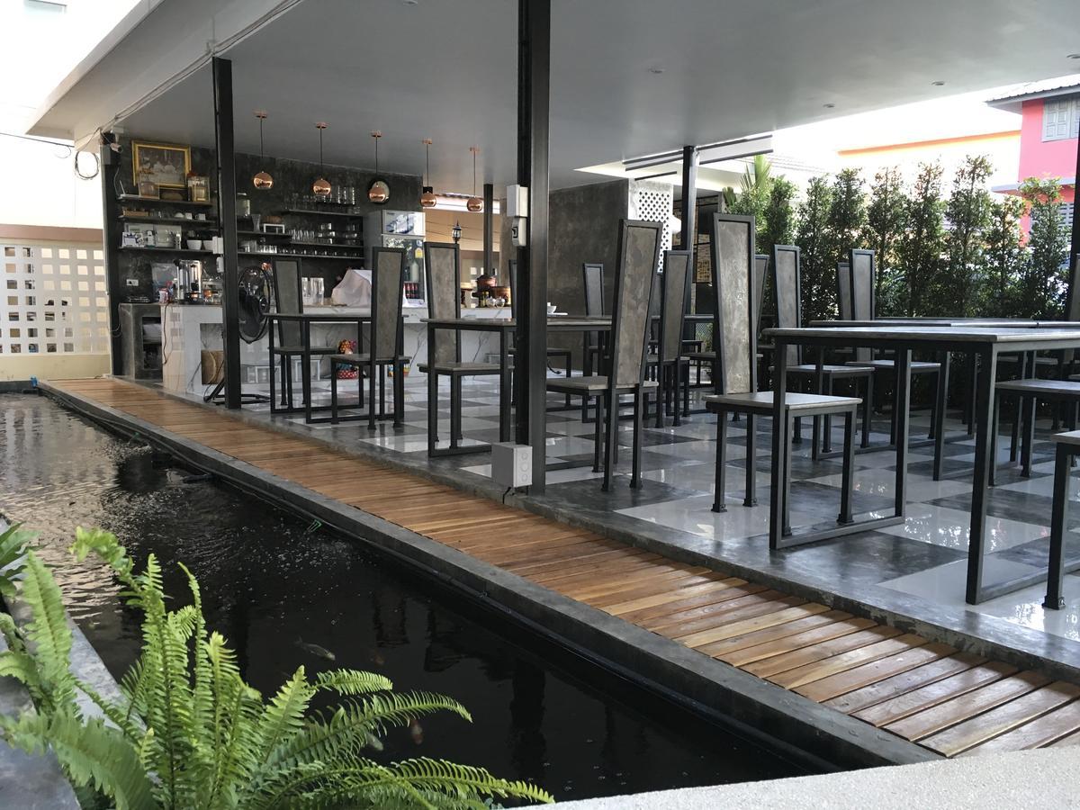 Phetcharat Grand Hotel Maesot Mae Sot Εξωτερικό φωτογραφία