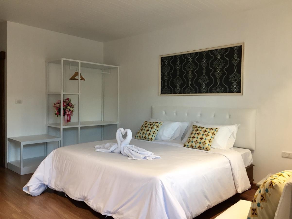 Phetcharat Grand Hotel Maesot Mae Sot Εξωτερικό φωτογραφία