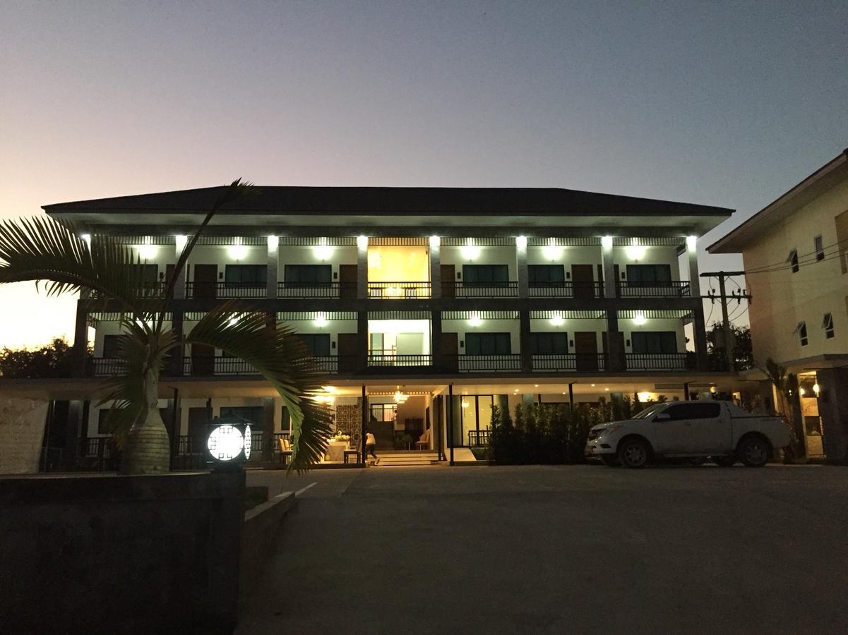 Phetcharat Grand Hotel Maesot Mae Sot Εξωτερικό φωτογραφία