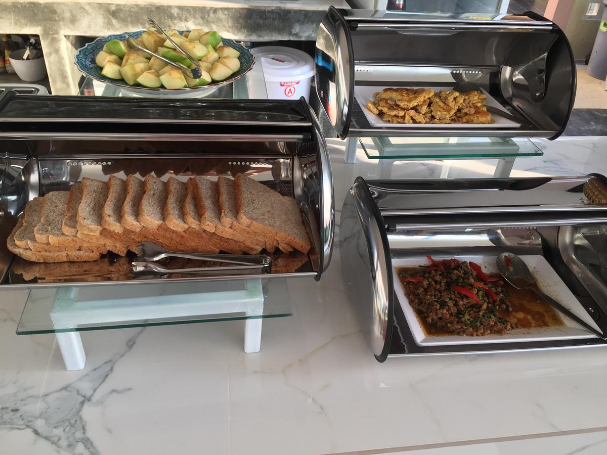 Phetcharat Grand Hotel Maesot Mae Sot Εξωτερικό φωτογραφία