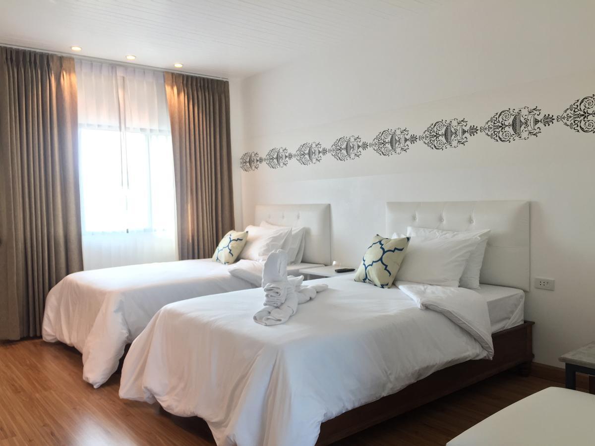 Phetcharat Grand Hotel Maesot Mae Sot Εξωτερικό φωτογραφία